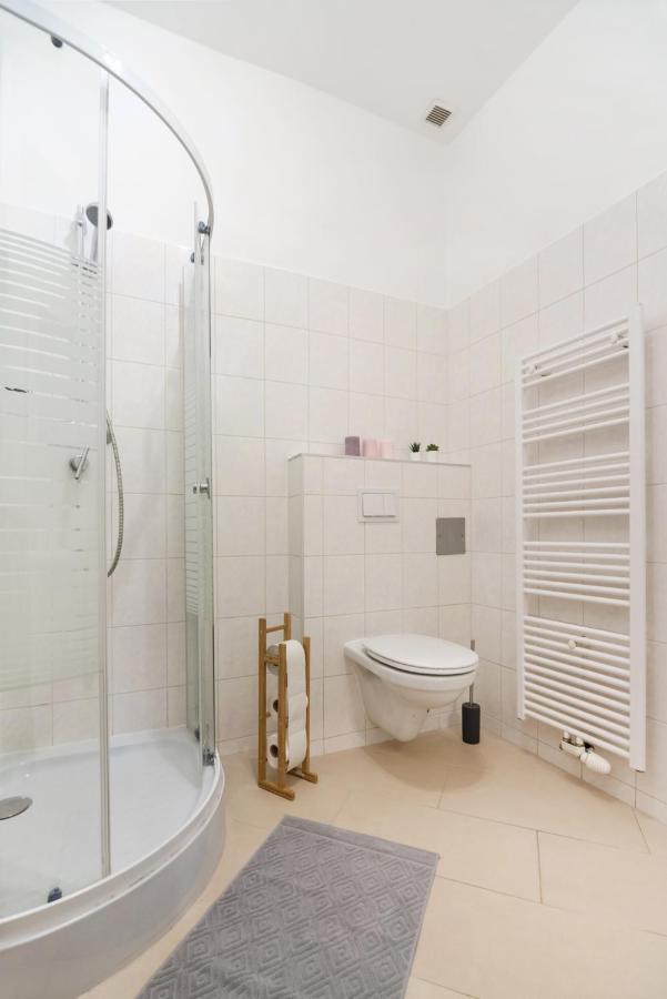 Nice Apartment In Lovely Area Відень Екстер'єр фото